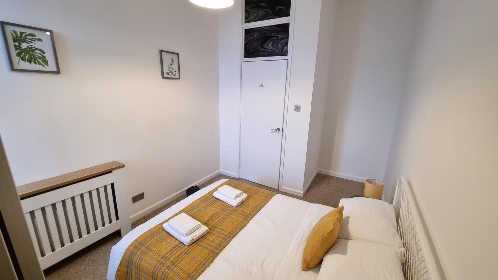 Southsea Escape - Coastal Holiday Apartment - 2 Double Bedrooms 朴次茅斯 外观 照片